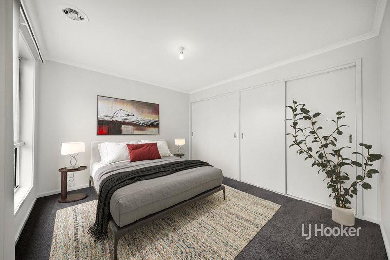 Photo - Unit 2/63 Macedon Street, Hoppers Crossing VIC 3029 - Image 6