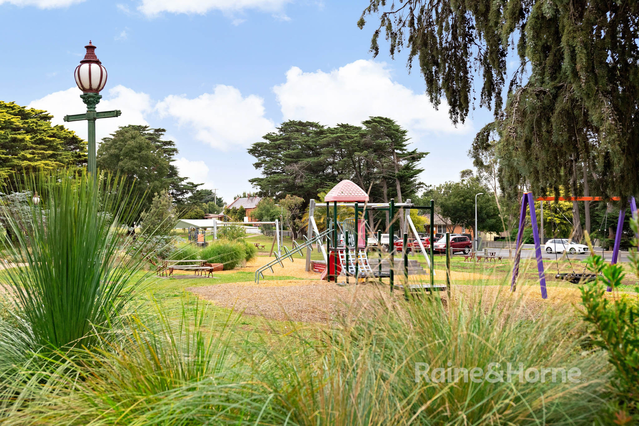 3-bedroom house at 2/69 Mahoneys Road, Riddells Creek, VIC 3431, Macedon Ranges, Victoria