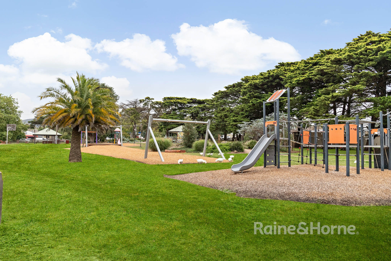3-bedroom house at 2/69 Mahoneys Road, Riddells Creek, VIC 3431, Macedon Ranges, Victoria