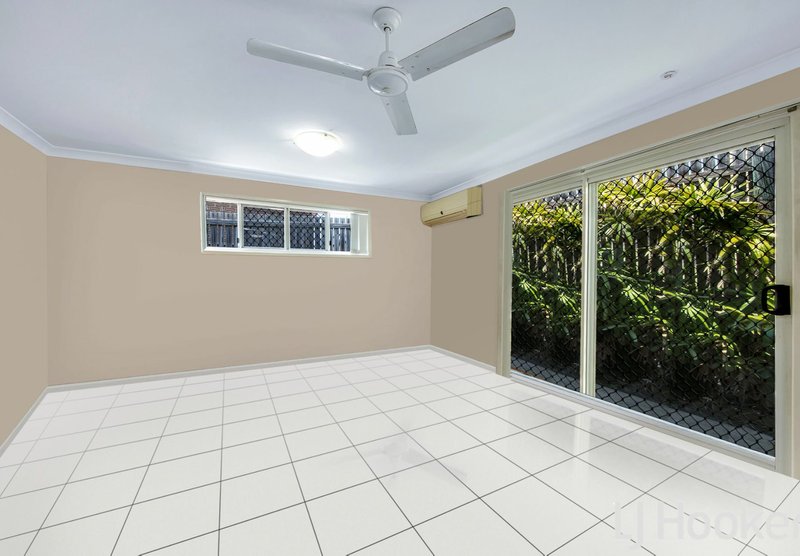 Photo - Unit 2/69 Off Lane, South Gladstone QLD 4680 - Image 6