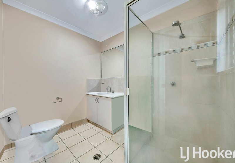 Photo - Unit 2/69 Off Lane, South Gladstone QLD 4680 - Image 10