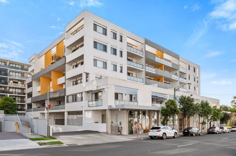 Photo - Unit 27/31-35 Chamberlain Street, Campbelltown NSW 2560 - Image 1