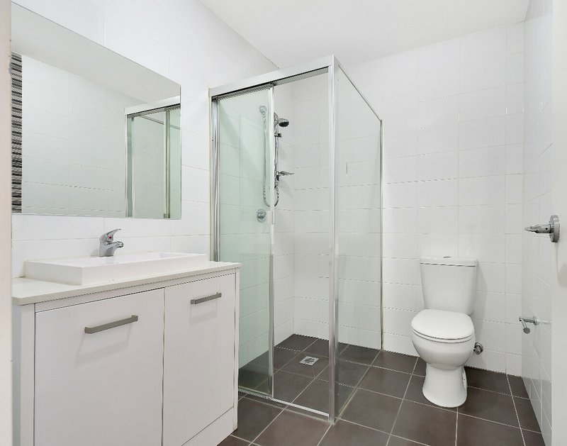 Photo - Unit 27/31-35 Chamberlain Street, Campbelltown NSW 2560 - Image 9