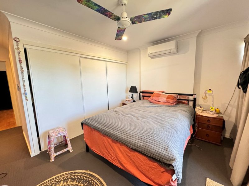 Photo - Unit 2/74a Powell Street, Bowen QLD 4805 - Image 9