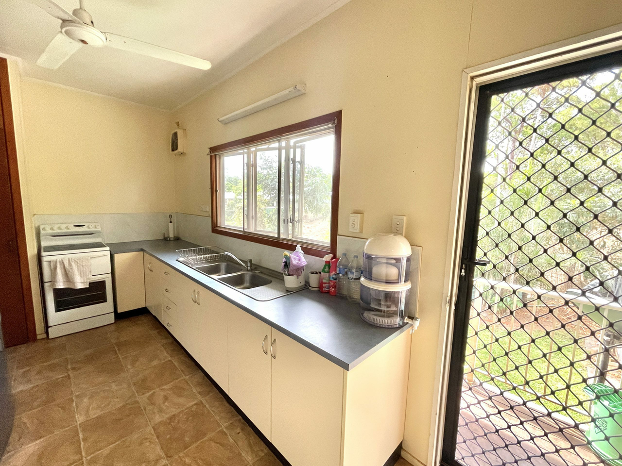 2-bedroom unit at 2/8 Wattle Terrace, Trunding, QLD 4874, Weipa, Queensland