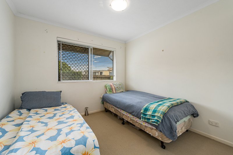 Photo - Unit 2/82 Oxley Ave , Woody Point QLD 4019 - Image 12