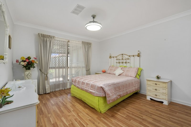 Photo - Unit 2/85-87 Cotterill Ave , Bongaree QLD 4507 - Image 9