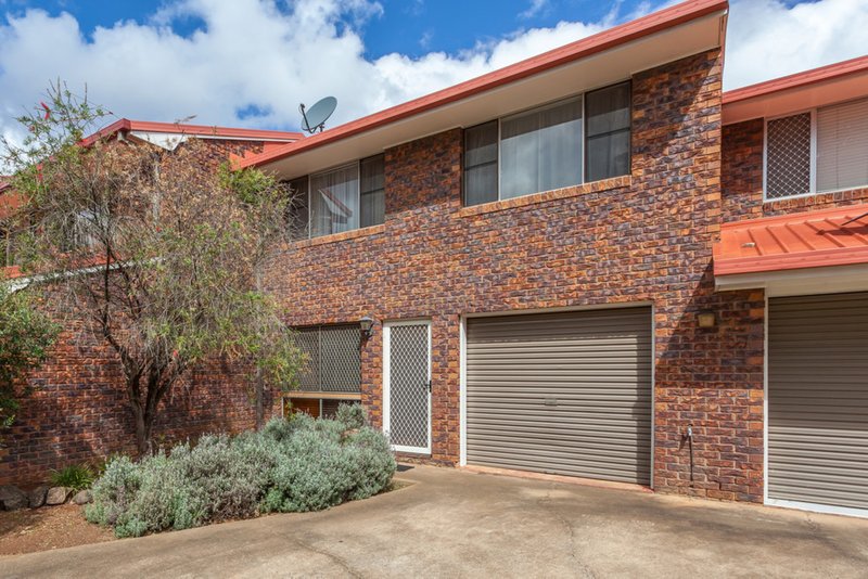 Unit 2/88 Anzac Avenue, Newtown QLD 4350