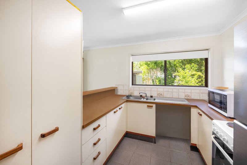 Photo - Unit 2/9 Kalanda Court, Dicky Beach QLD 4551 - Image 7