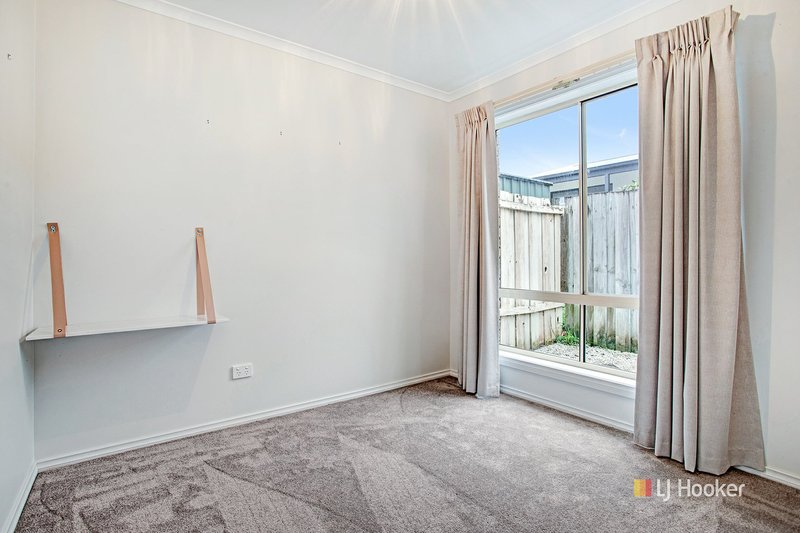 Photo - Unit 2/9 Port Road, Wynyard TAS 7325 - Image 6