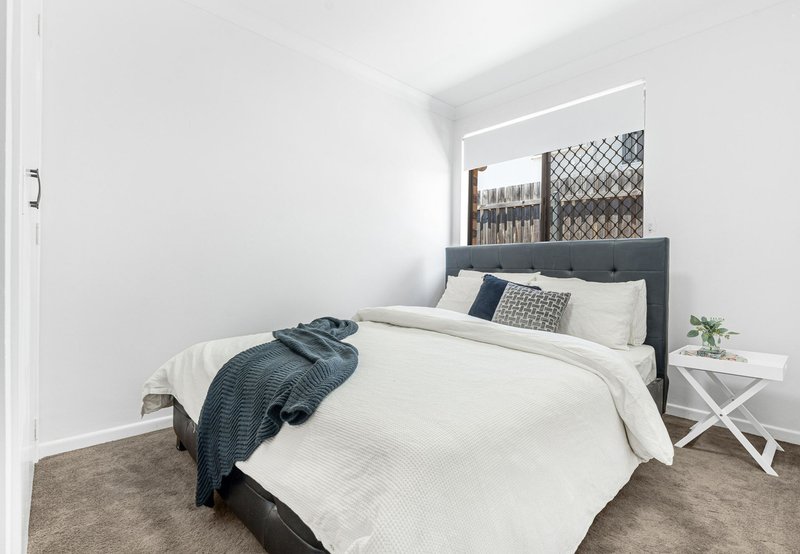 Photo - Unit 2/93 Anzac Road, Carina Heights QLD 4152 - Image 6