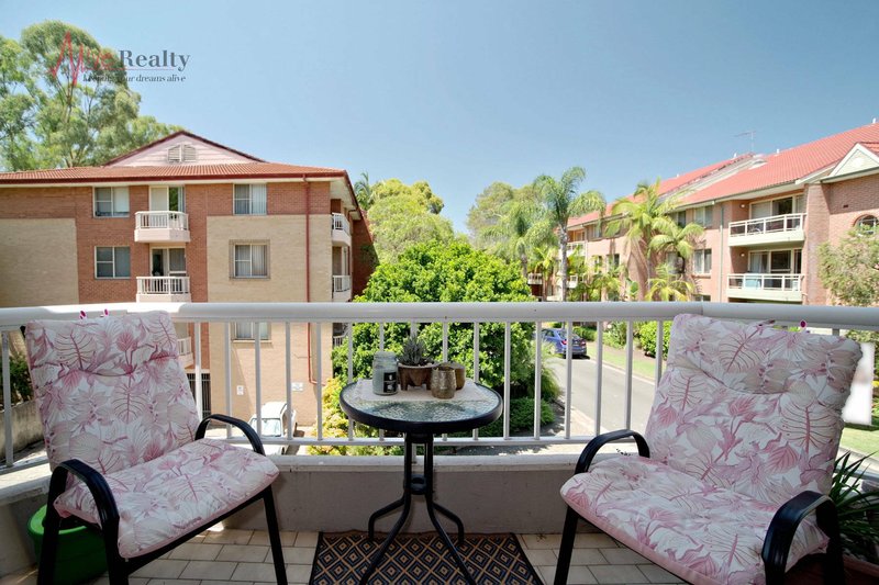 Photo - Unit 29/3 Mead Dr , Chipping Norton NSW 2170 - Image 3