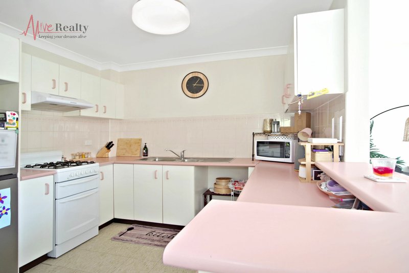 Photo - Unit 29/3 Mead Dr , Chipping Norton NSW 2170 - Image 5