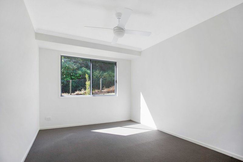 Photo - Unit 2/93 Plantation Rise Drive, Woombye QLD 4559 - Image 8