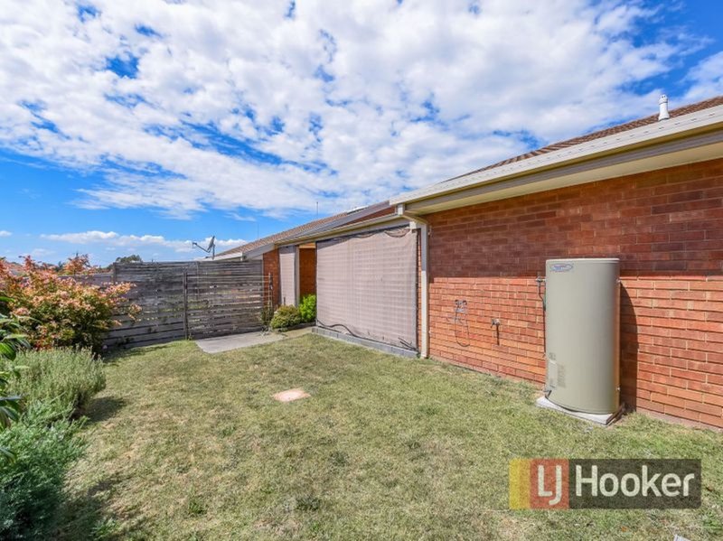 Photo - Unit 29/4-42 Coral Drive, Hampton Park VIC 3976 - Image 9