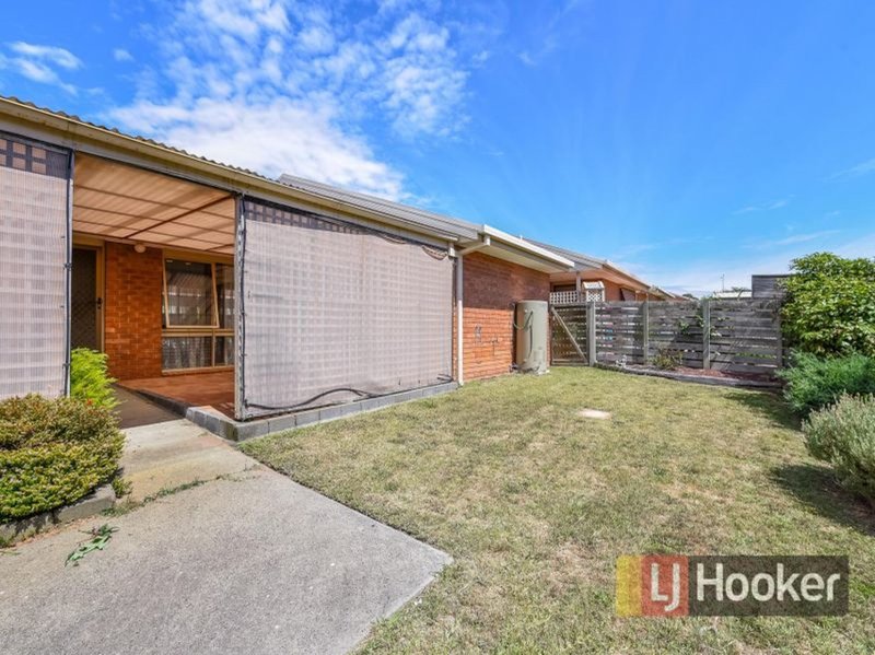 Photo - Unit 29/4-42 Coral Drive, Hampton Park VIC 3976 - Image 11