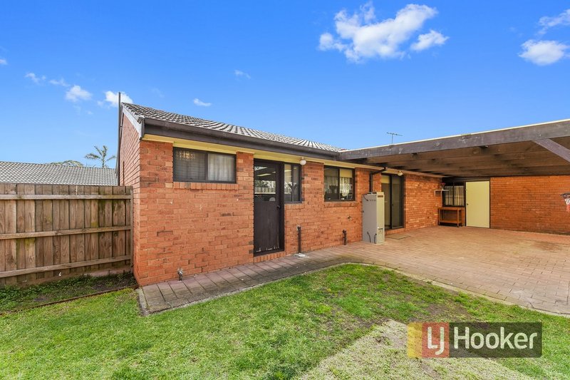 Photo - Unit 2/99-103 Cairns Road, Hampton Park VIC 3976 - Image 10