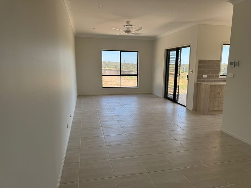 Photo - Unit 2/Lot 522 Loane Circuit, Farley NSW 2320 - Image 4
