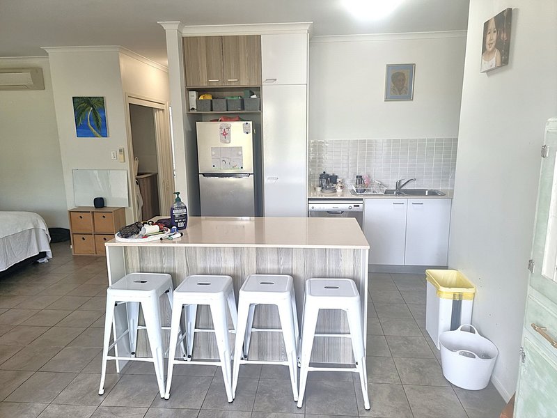 Photo - Unit 3, 10 Williams Street, Bowen QLD 4805 - Image 4