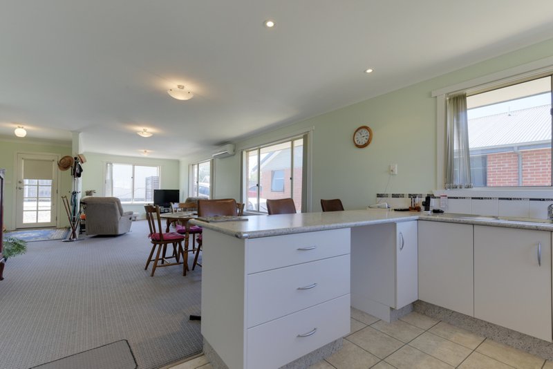 Photo - Unit 3, 17a Torquay Drive, Sorell TAS 7172 - Image 5