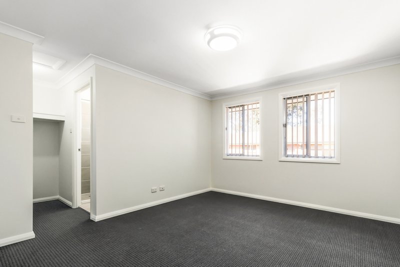 Photo - Unit 3 / 35 Anderson Avenue, Mount Pritchard NSW 2170 - Image 5