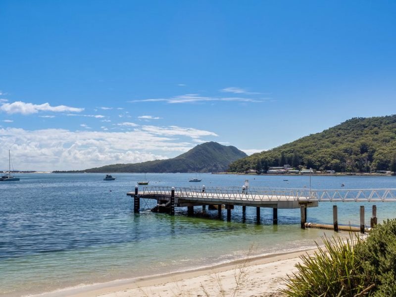 Photo - Unit 302/43 Shoal Bay Road, Shoal Bay NSW 2315 - Image 11