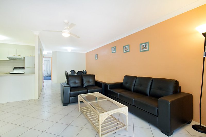 Photo - Unit 31 'Anchordown' 27 Peninsular Drive, Surfers Paradise QLD 4217 - Image 4