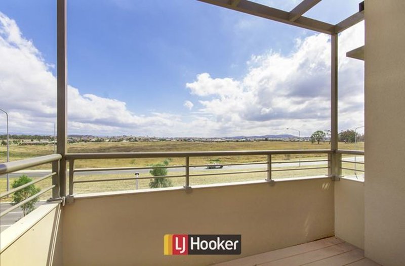 Photo - Unit 31/134 Flemington Road, Harrison ACT 2914 - Image 2