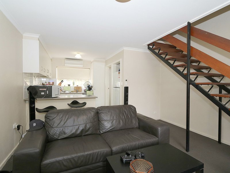 Photo - Unit 3/12 Higgins Avenue, Wagga Wagga NSW 2650 - Image 3