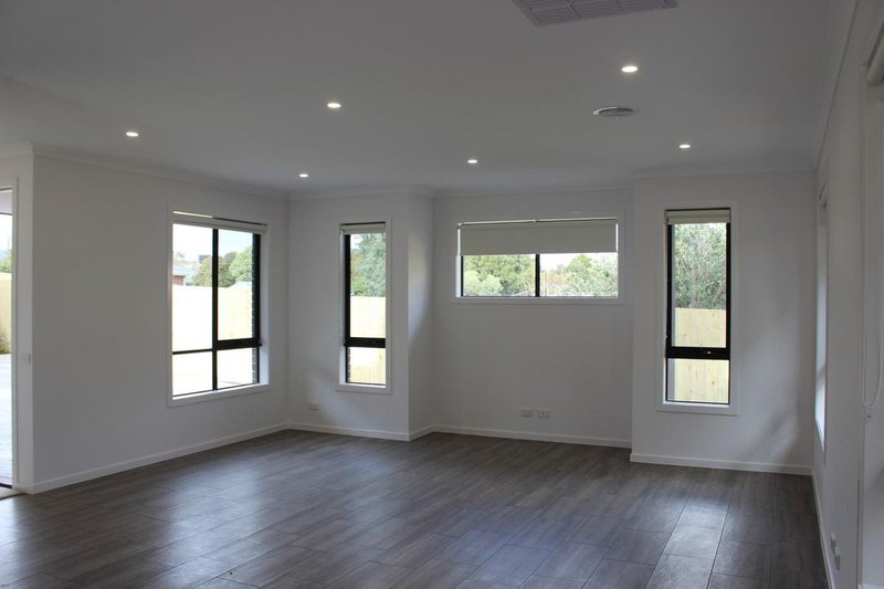 Photo - unit 3/12 Janville Street, Boronia VIC 3155 - Image 4