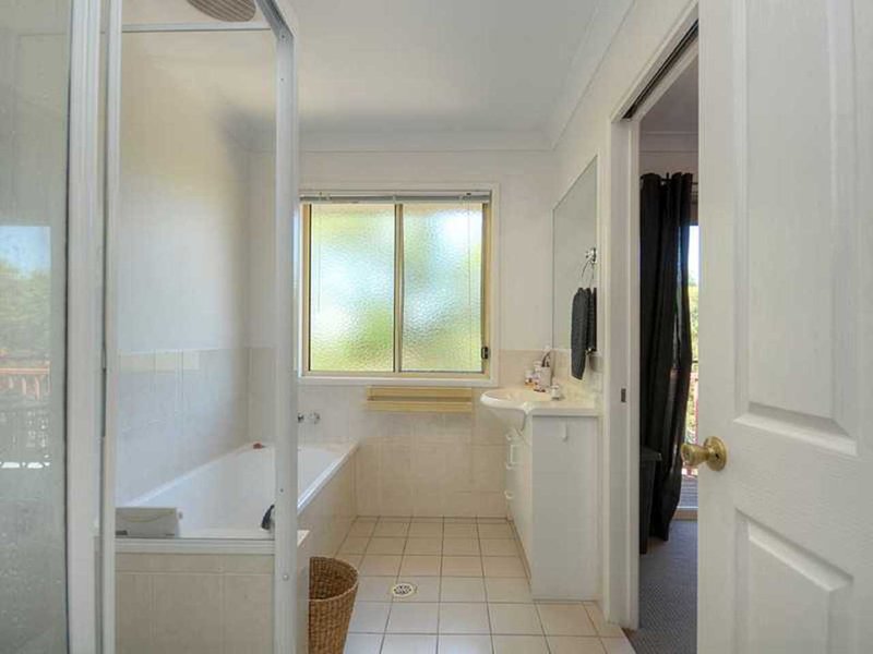 Photo - Unit 31/21 Leviathan Drive, Mudgeeraba QLD 4213 - Image 6