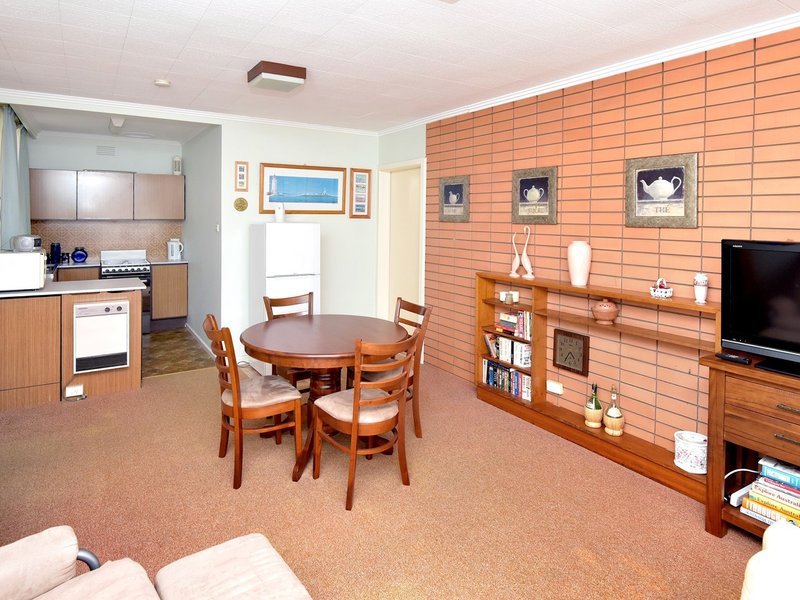 Photo - Unit 3/1344 Murradoc Road, St Leonards VIC 3223 - Image 5