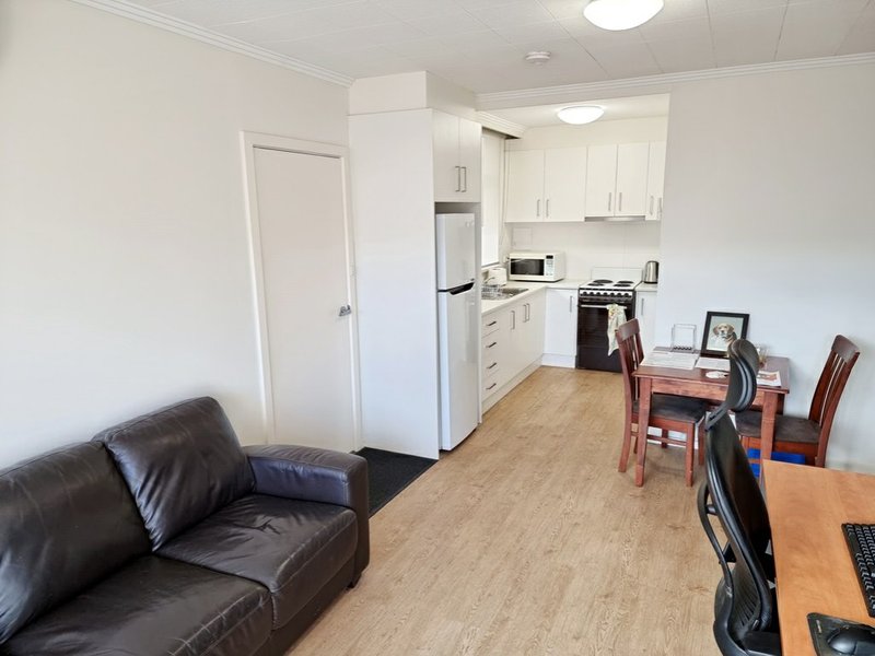 Photo - Unit 3/1344 Murradoc Road, St Leonards VIC 3223 - Image 3