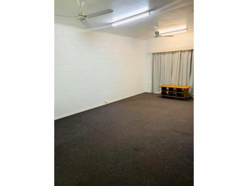 Photo - Unit 3/15 Casuarina Cres , Trunding QLD 4874 - Image 8