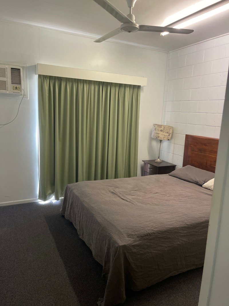 Photo - Unit 3/15 Casuarina Cres , Trunding QLD 4874 - Image 11