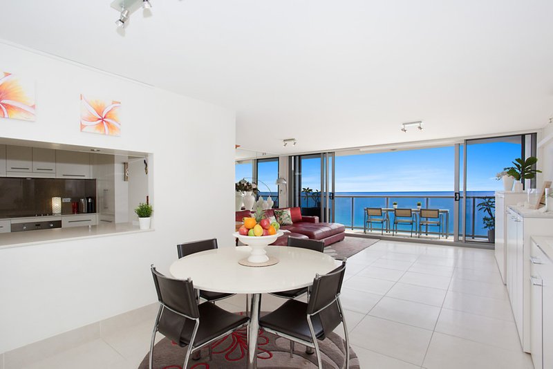 Photo - Unit 31B 'Peninsula' 5 Clifford Street, Surfers Paradise QLD 4217 - Image 3