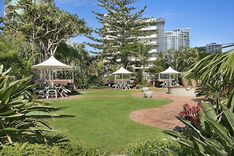 Photo - Unit 31B 'Peninsula' 5 Clifford Street, Surfers Paradise QLD 4217 - Image 15