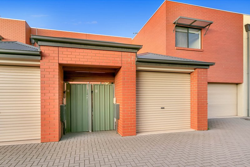 Photo - Unit 3/20 Macmillan Avenue, Mawson Lakes SA 5095 - Image 12