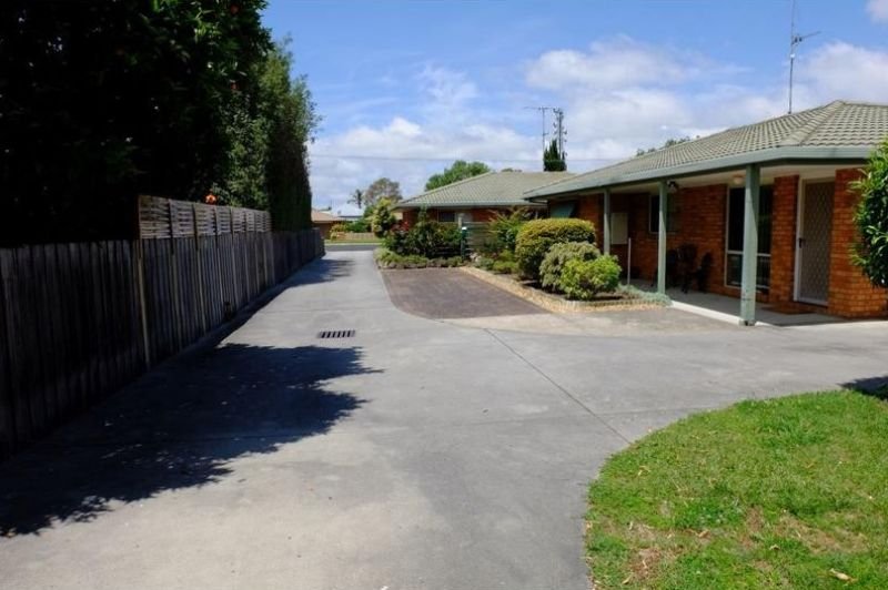 Photo - Unit 3/22 Mitchell Street, Bairnsdale VIC 3875 - Image 2