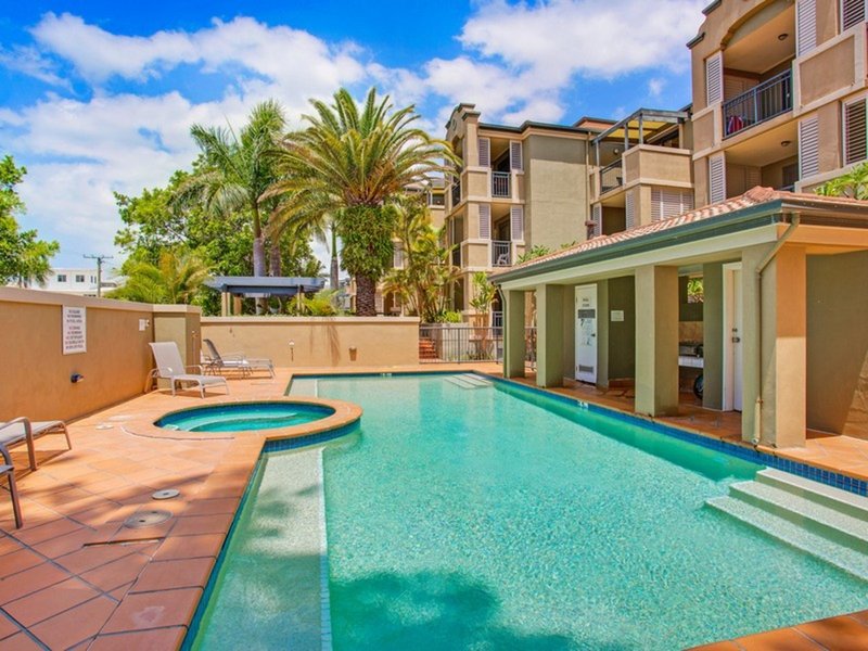 Unit 32/38-46 Petrel Avenue, Mermaid Beach QLD 4218