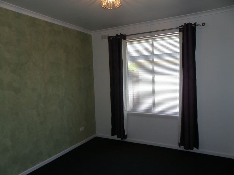 Photo - Unit 3/25a Hogg Street, Wynyard TAS 7325 - Image 6