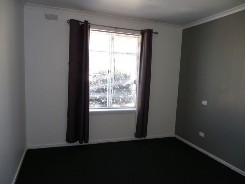 Photo - Unit 3/25a Hogg Street, Wynyard TAS 7325 - Image 8