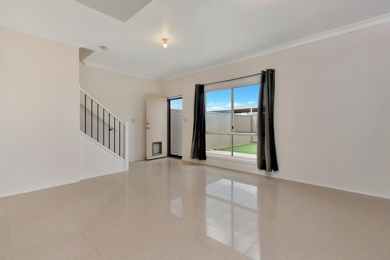 Photo - Unit 3/28 Clare Street, Athol Park SA 5012 - Image 6