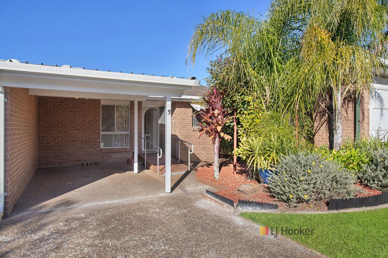 Photo - Unit 3/294 Main Road, Toukley NSW 2263 - Image 1