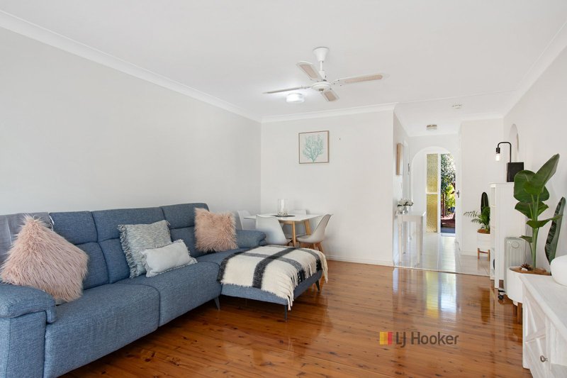 Photo - Unit 3/294 Main Road, Toukley NSW 2263 - Image 3