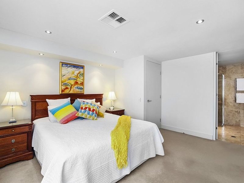 Photo - Unit 3/3 Hunter Crescent, Terrigal NSW 2260 - Image 7