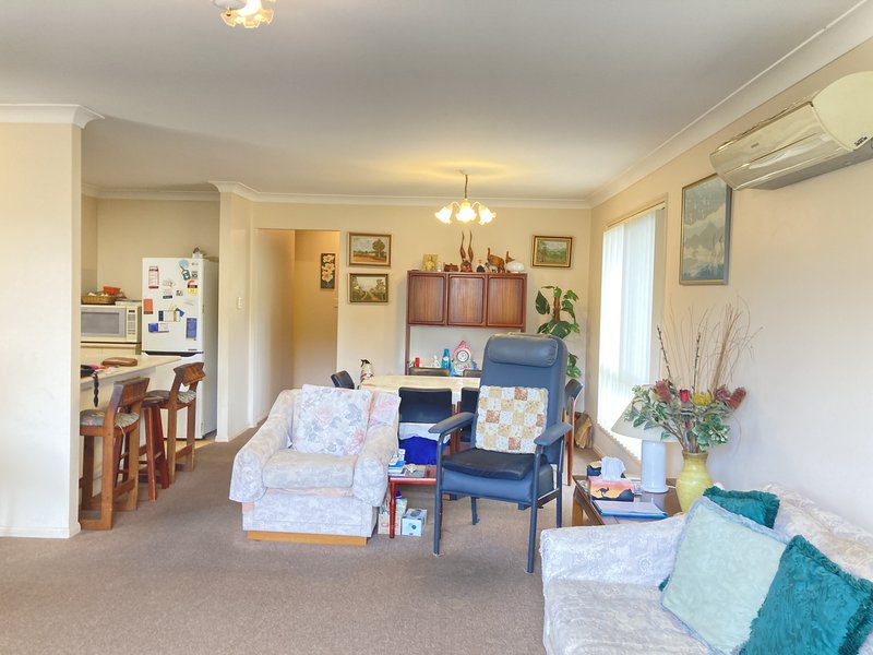 Photo - Unit 3/30 Blakeney St , Woody Point QLD 4019 - Image 3