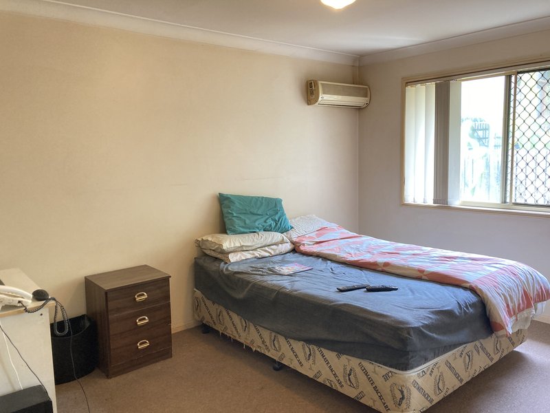 Photo - Unit 3/30 Blakeney St , Woody Point QLD 4019 - Image 7