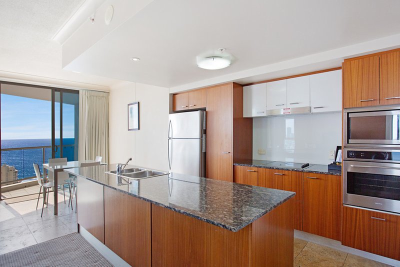 Photo - Unit 3312 'Chevron Renaissance' 23 Ferny Avenue, Surfers Paradise QLD 4217 - Image 4