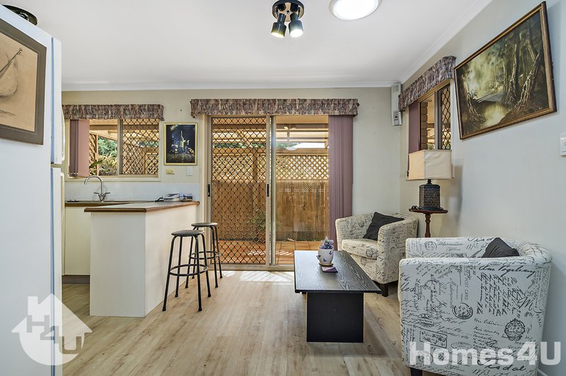 Photo - Unit 3/4 Josephine St , Redcliffe QLD 4020 - Image 6